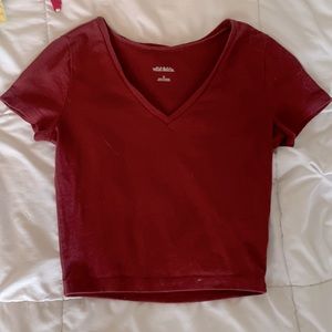 Maroon v neck cropped shirt sleeve